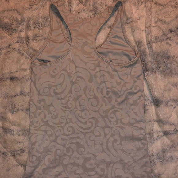 Athletic tank - Picture 2 of 2